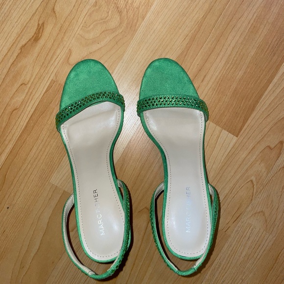 Marc Fisher Betila Green Rhinestone Heels NWOT - Picture 4 of 4